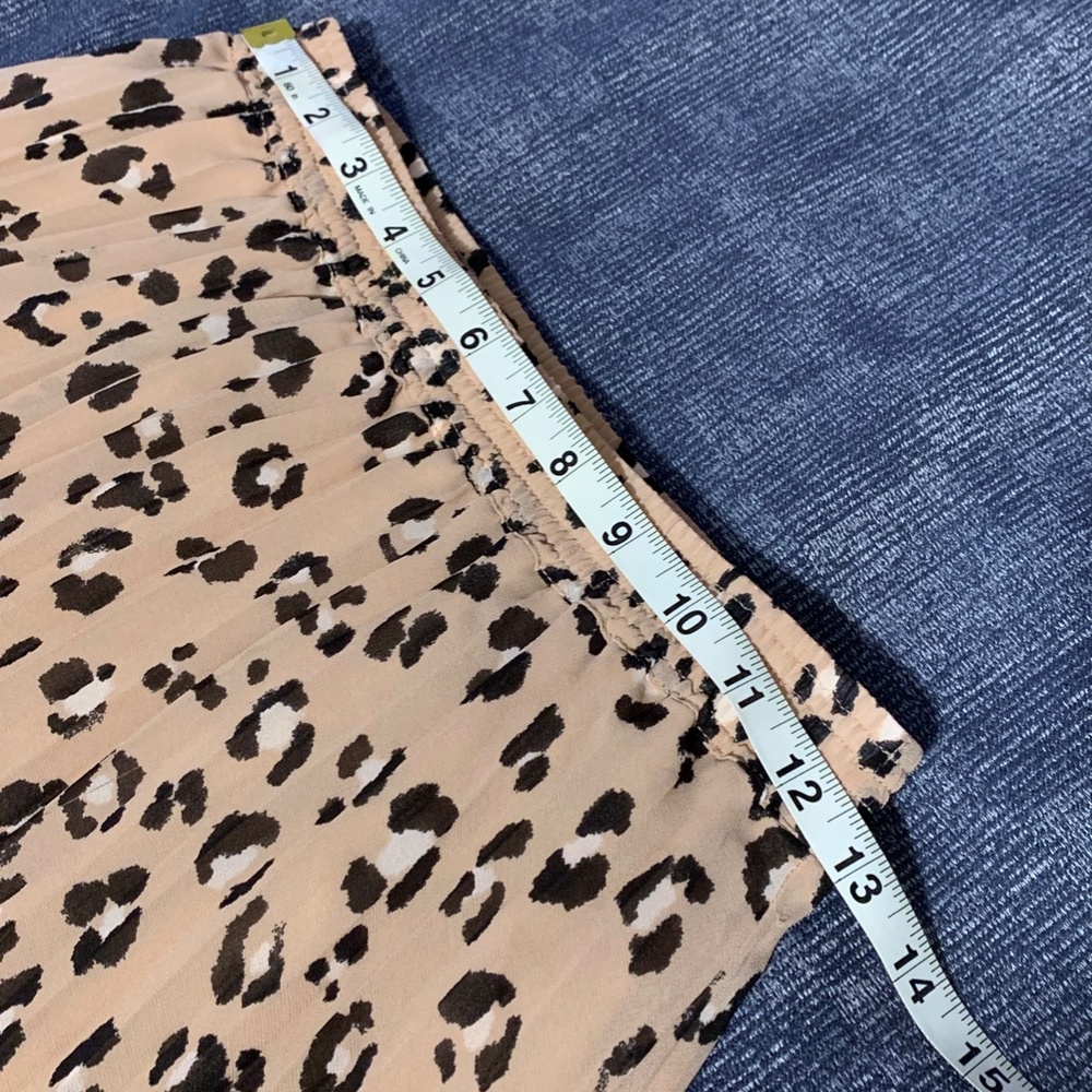 Pleated leopard print skirt - Picture 3 of 7